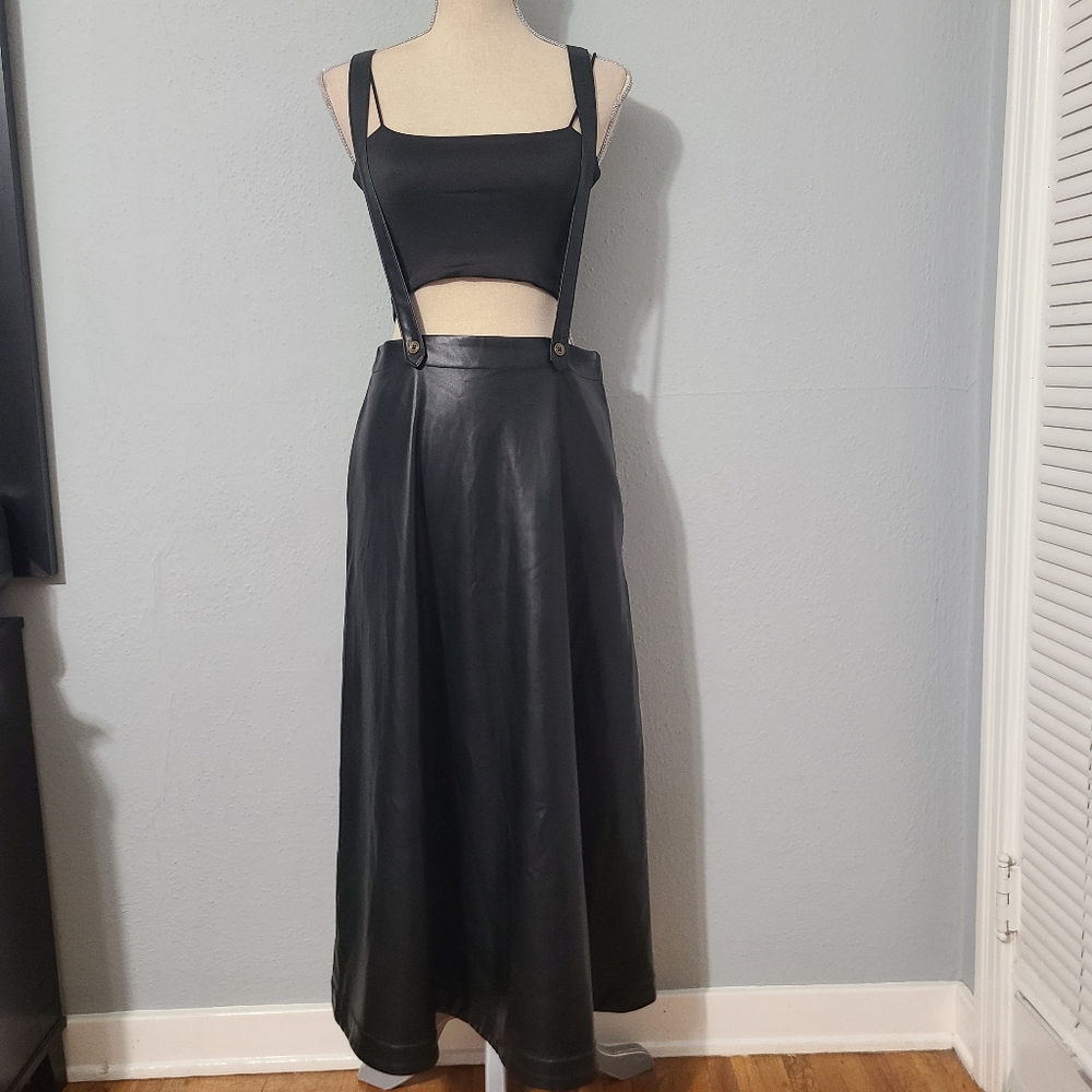 Anthropologie Black‎ Faux Leather PInafore Skirt NWT Size 6